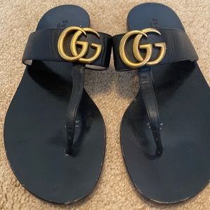 Gucci sandal size 36